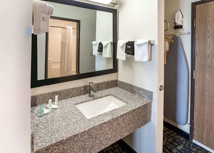 Hotel Quality Rochelle